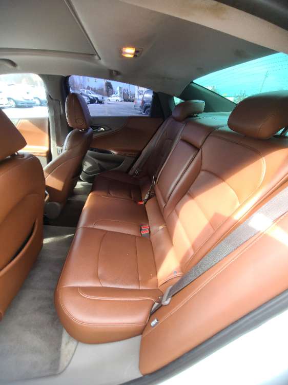 Chevrolet Malibu 2016 White